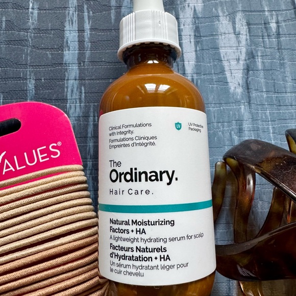 The Ordinary Hair Treatment with Assorted Hair Accessories - Picture 2 of 3